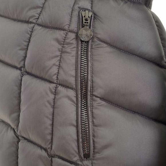 2X HOST PICK!!! Bernardo Ladies' Quilted Jacket - Picture 5 of 7